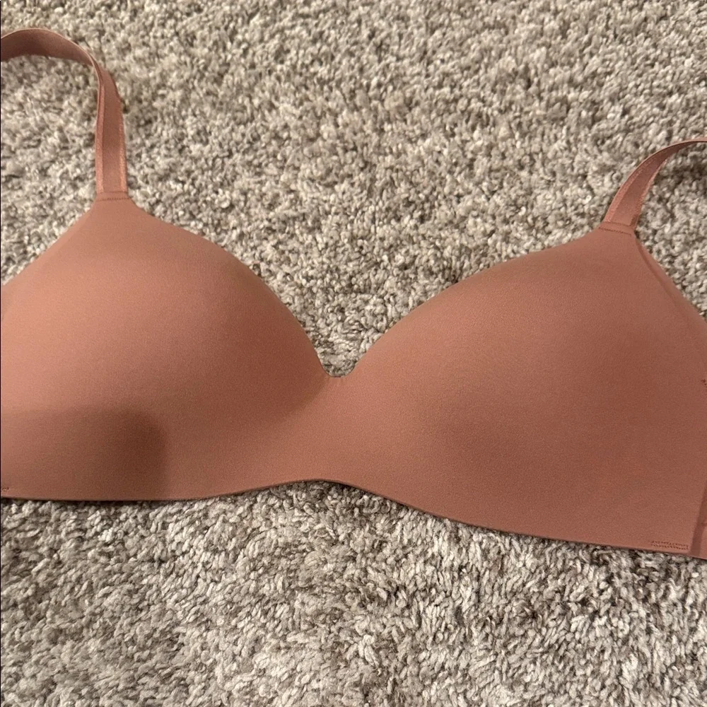 Knix Wireless Bra - Picture 4 of 7
